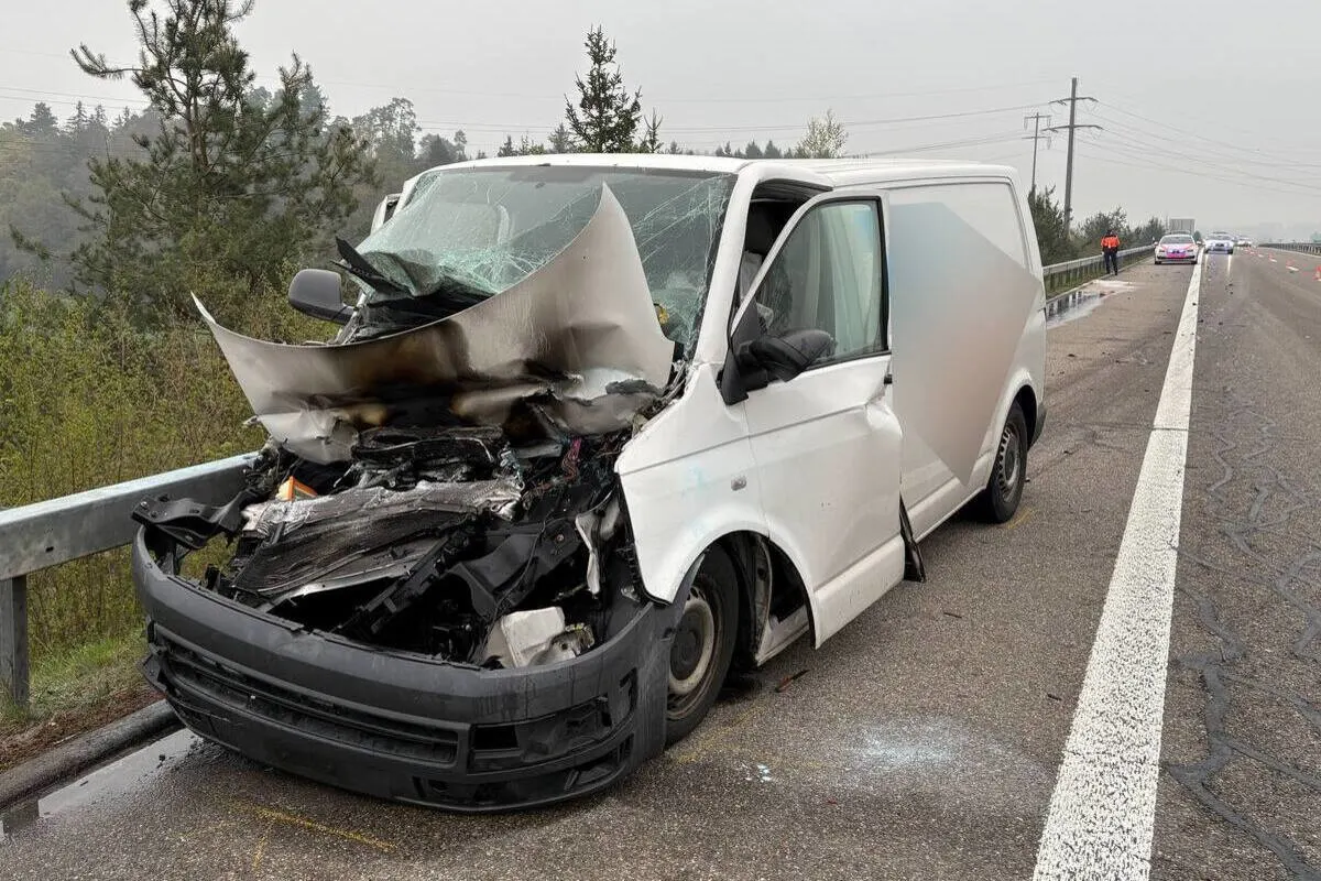 Attikon ZH – Auffahrunfall auf der A7