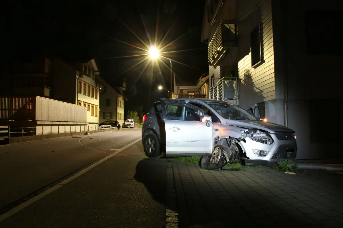 Appenzell AI - Autofahrerin baut Selbstunfall