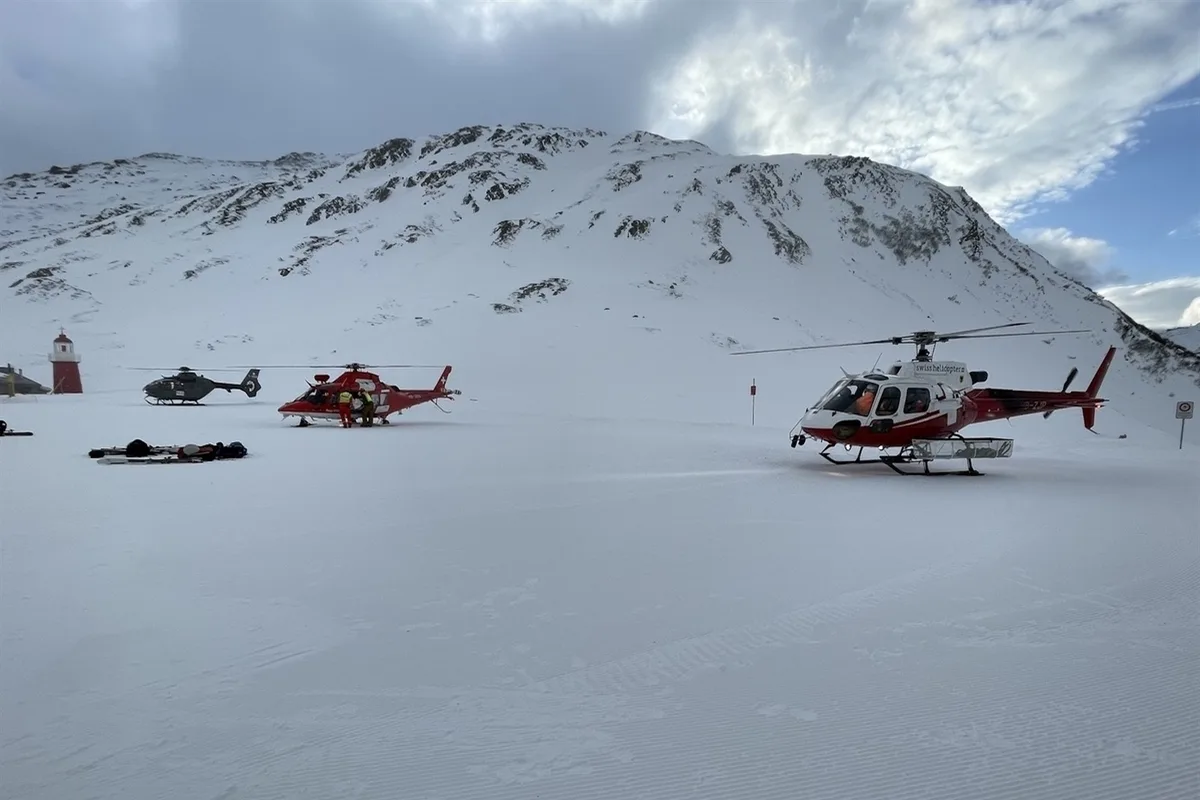 Tujetsch GR – Skitourengruppe von Lawine erfasst – ein Toter