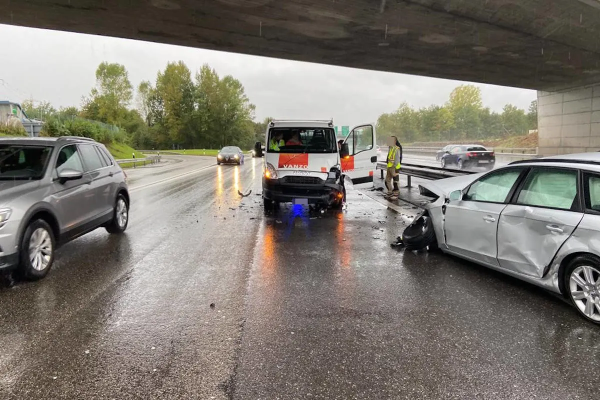 A1 Kanton Aargau – Aquaplaning führte zu Unfällen