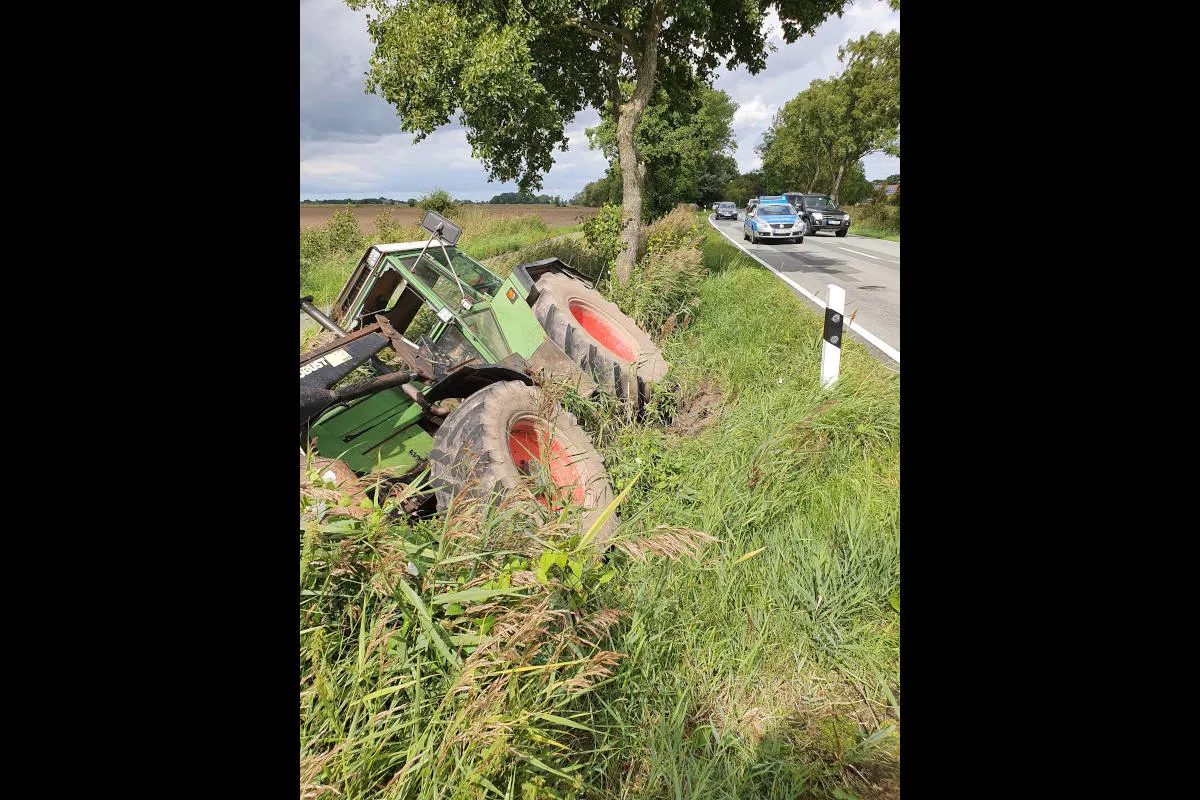 Wangerland – Verkehrsunfall mit Traktor