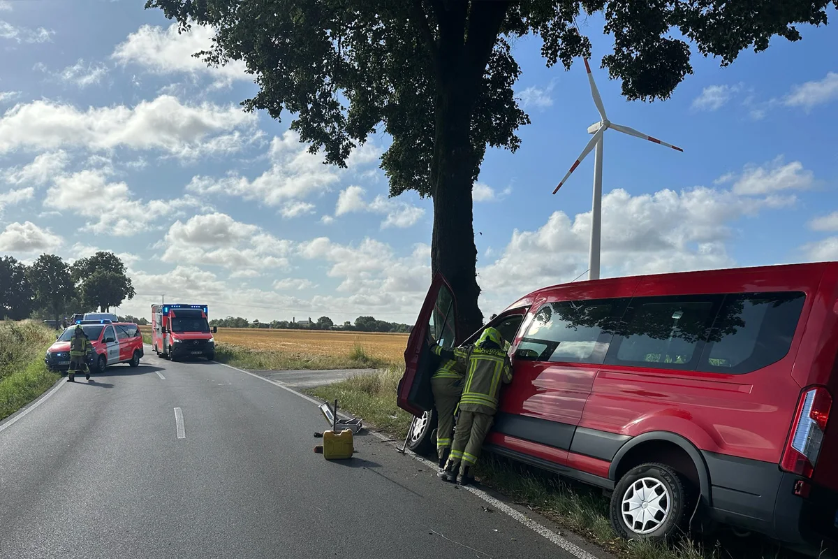 Alpen NW – Verletzter Fahrer nach Alleinunfall 