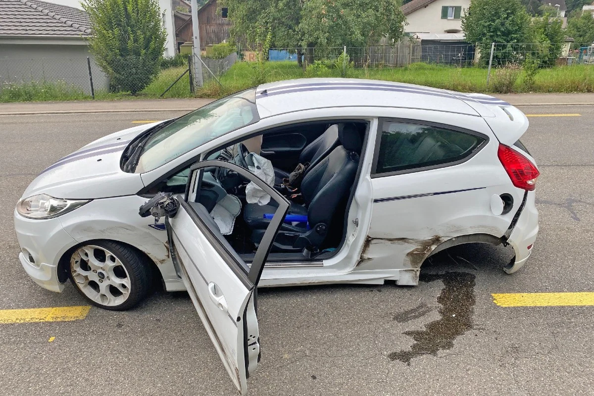 Unfall in Amriswil TG - 18-Jährige gerät mit dem Auto auf die Gegenfahrbahn