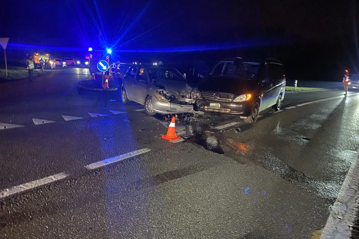 Rottenschwil AG - Strasse musste nach Unfall gesperrt werden