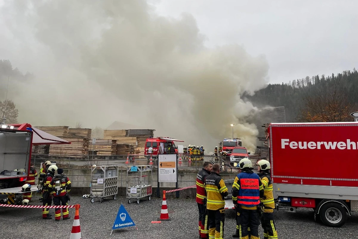 Einsiedeln SZ - Brand in Holzschnitzelanlage - Update