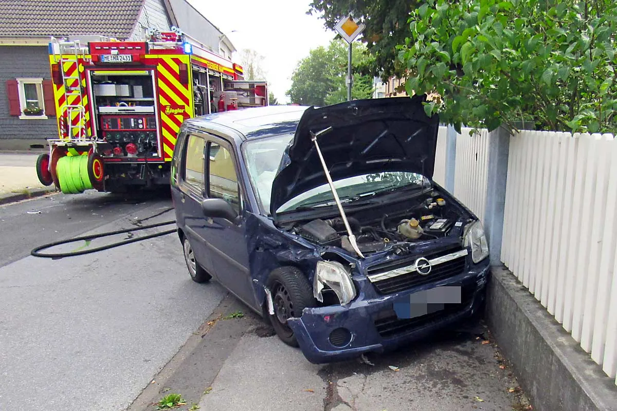 Haan - Hoher Sachschaden bei Verkehrsunfall