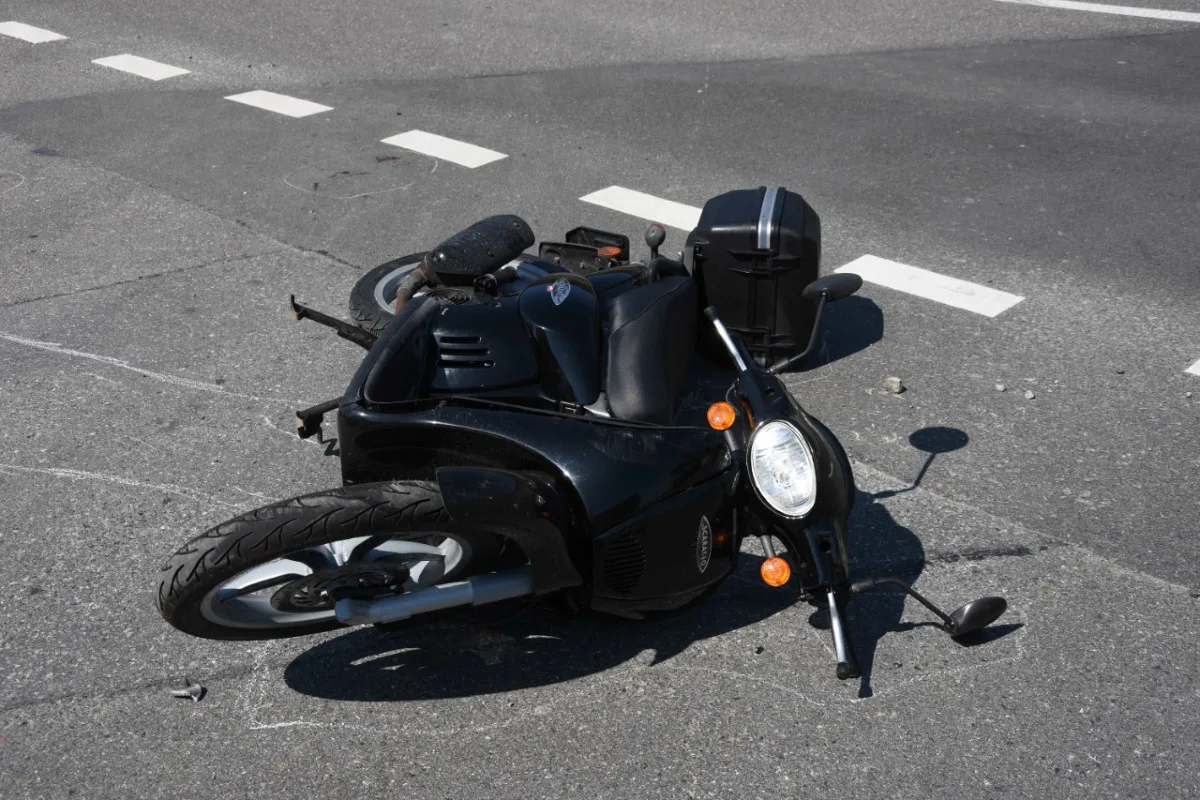 Berneck SG - Rollerfahrerin nach Selbstunfall unbestimmt verletzt