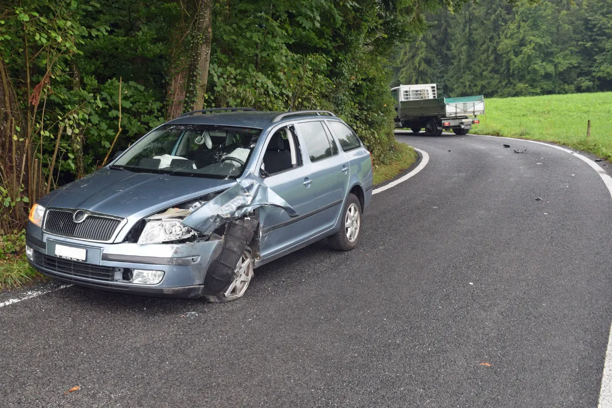 Luzern LU - Auto und Lieferwagen miteinander kollidiert