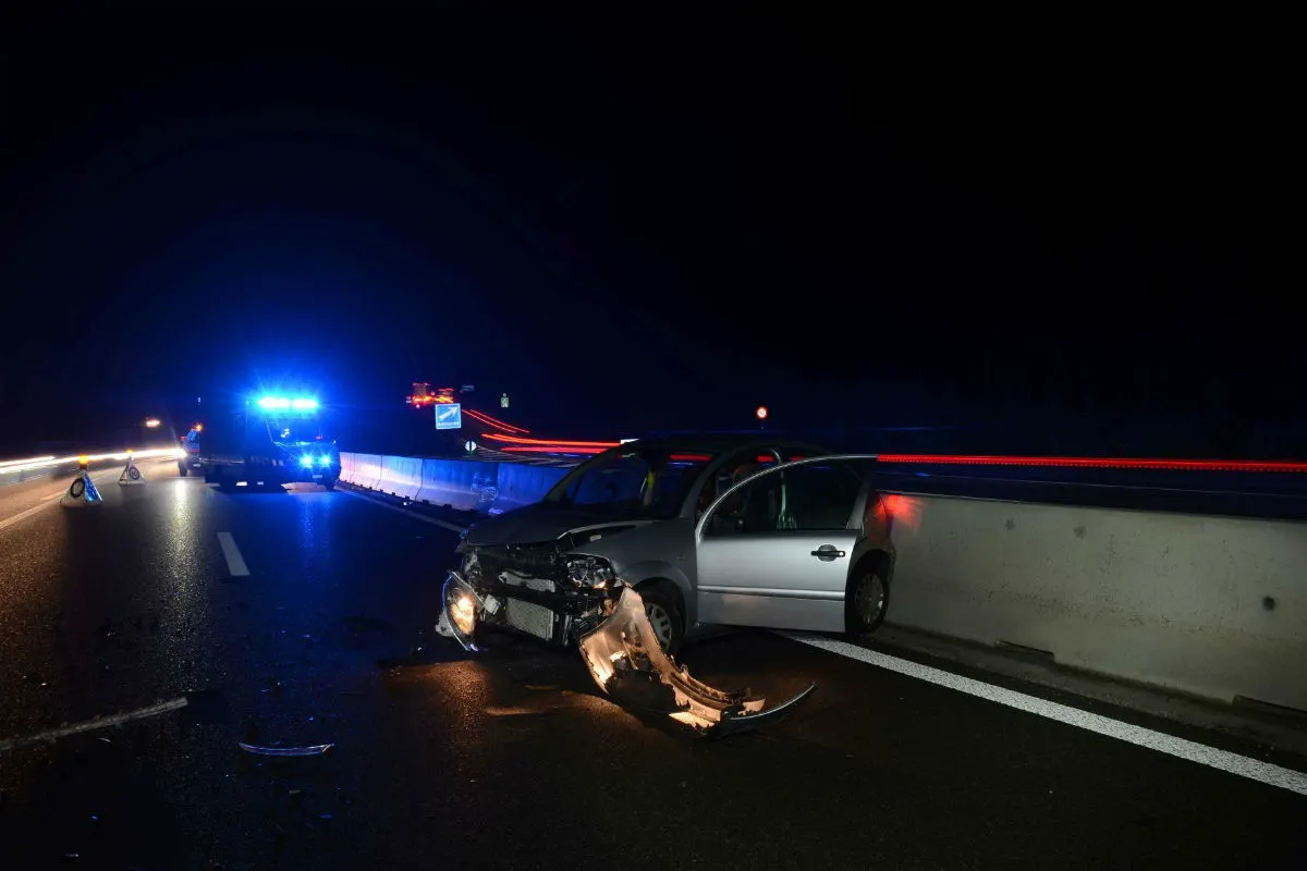 Münchenstein BL - 85-jähriger Geisterfahrer verursacht Unfall auf der Autobahn A18!