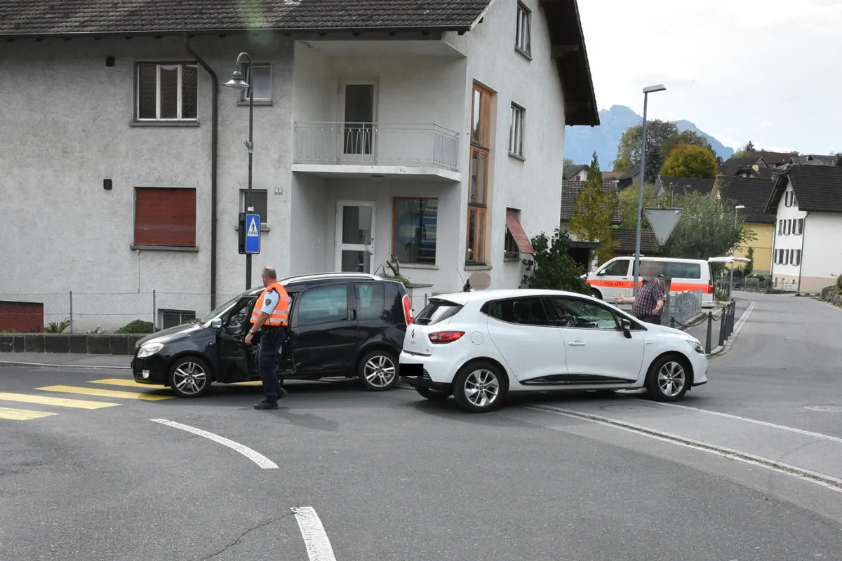 Mauren FL - Vortritt missachtet