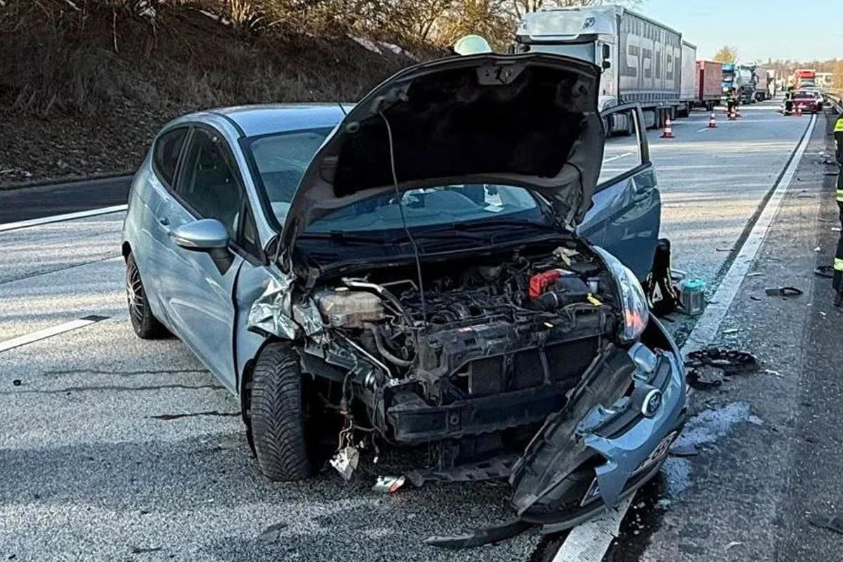 Zierenberg – Vier Verletzte nach zwei Unfällen auf der A44