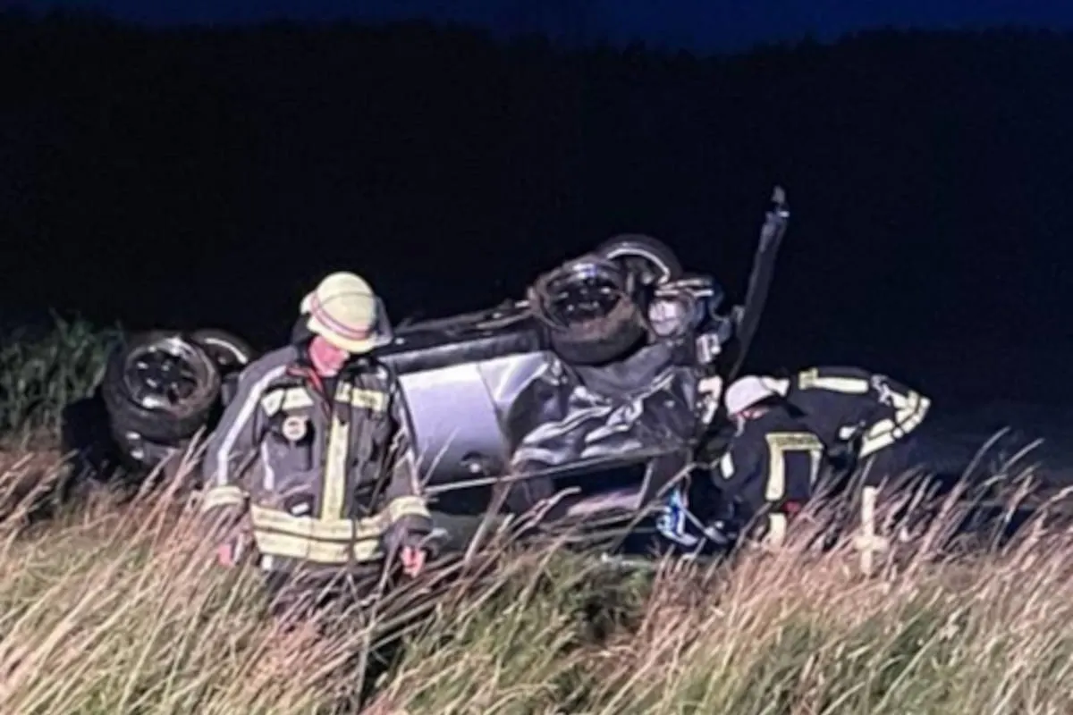 Eigeltingen-Heudorf – Auto überschlägt sich bei Unfall