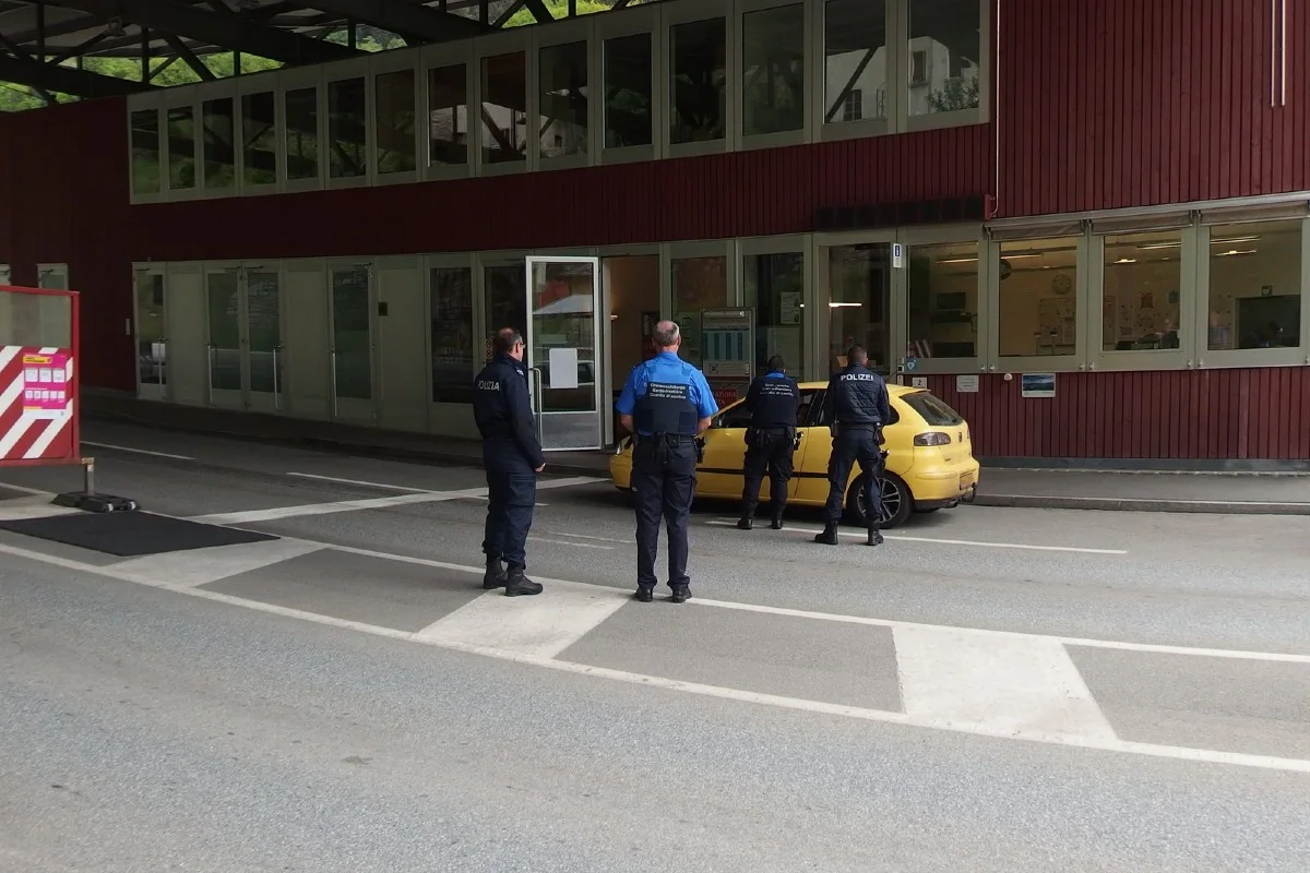 Die Kantonspolizei Graubünden an den Landesgrenzen im Einsatz