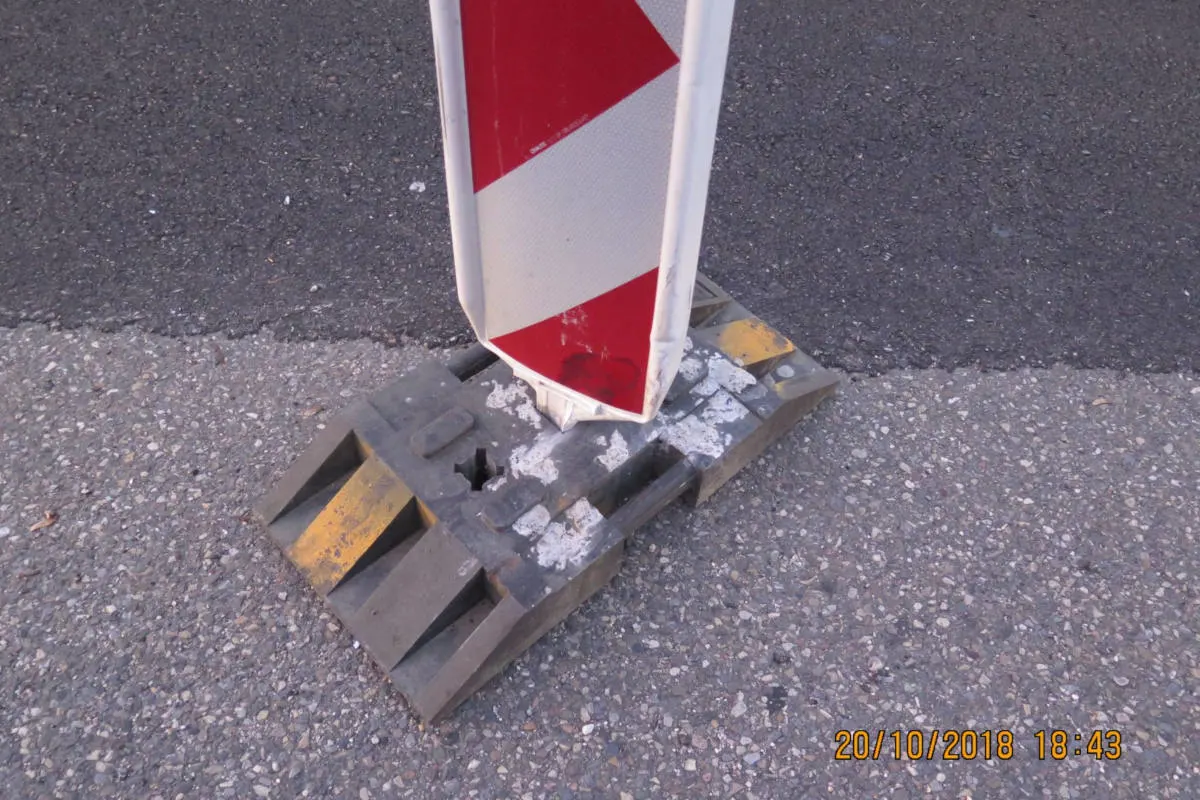 Aesch BL - Selbstunfall unter Alkoholeinfluss