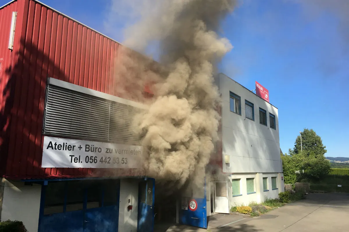 Birrhard AG - Brand in Werkstatt