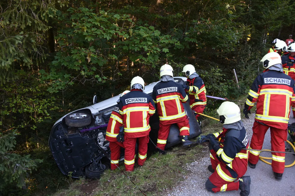  Kaltbrunn SG - Beim Rückwärtsfahren verunglückt!