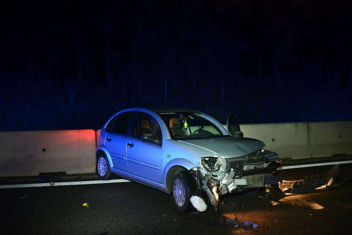 Münchenstein BL - 85-jähriger Geisterfahrer verursacht Unfall auf der Autobahn A18!