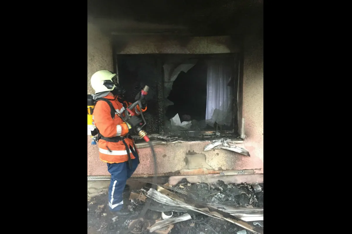Schänis SG - Brand auf Sitzplatz
