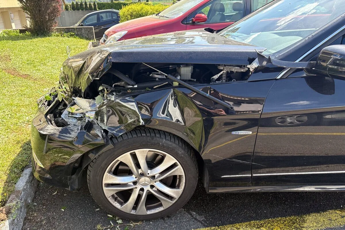 Unfall in Untersiggenthal AG – Missglücktes Parkmanöver