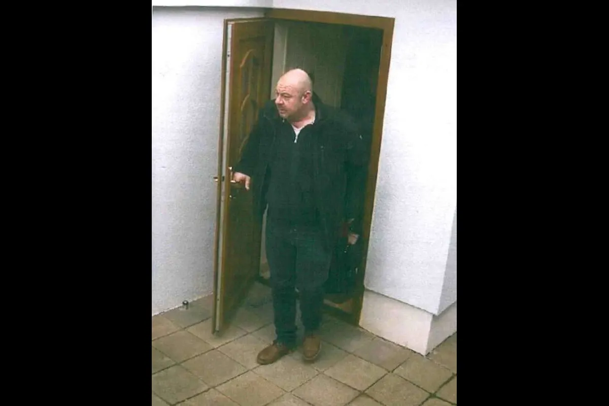 Fahndung Breitenbach - Fotofahndung nach falschem Polizisten