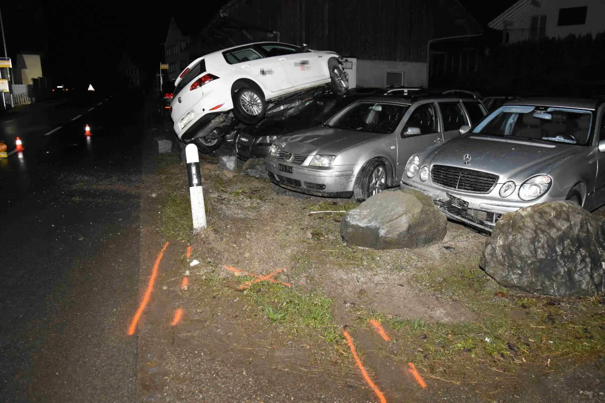 Oberrindal SG - Fahrunfähig Selbstunfall verursacht