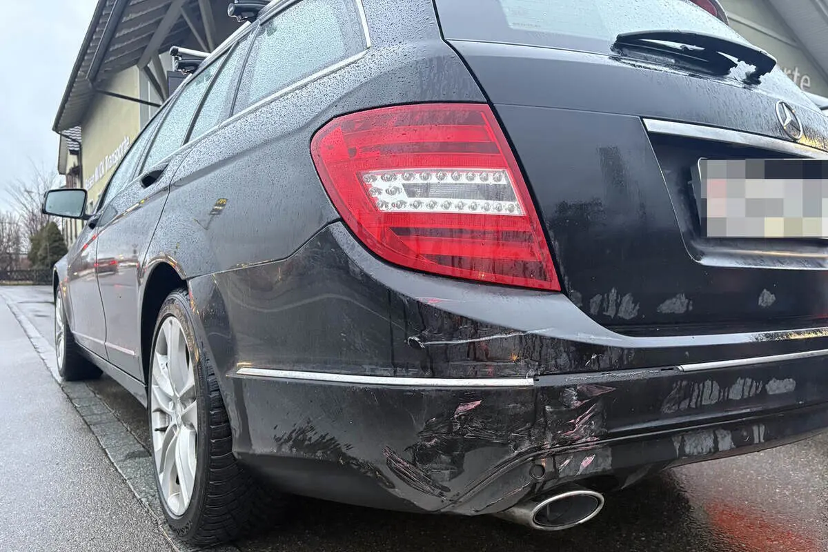 Wil SG – Fahrunfähiger Autofahrer verursacht Unfall