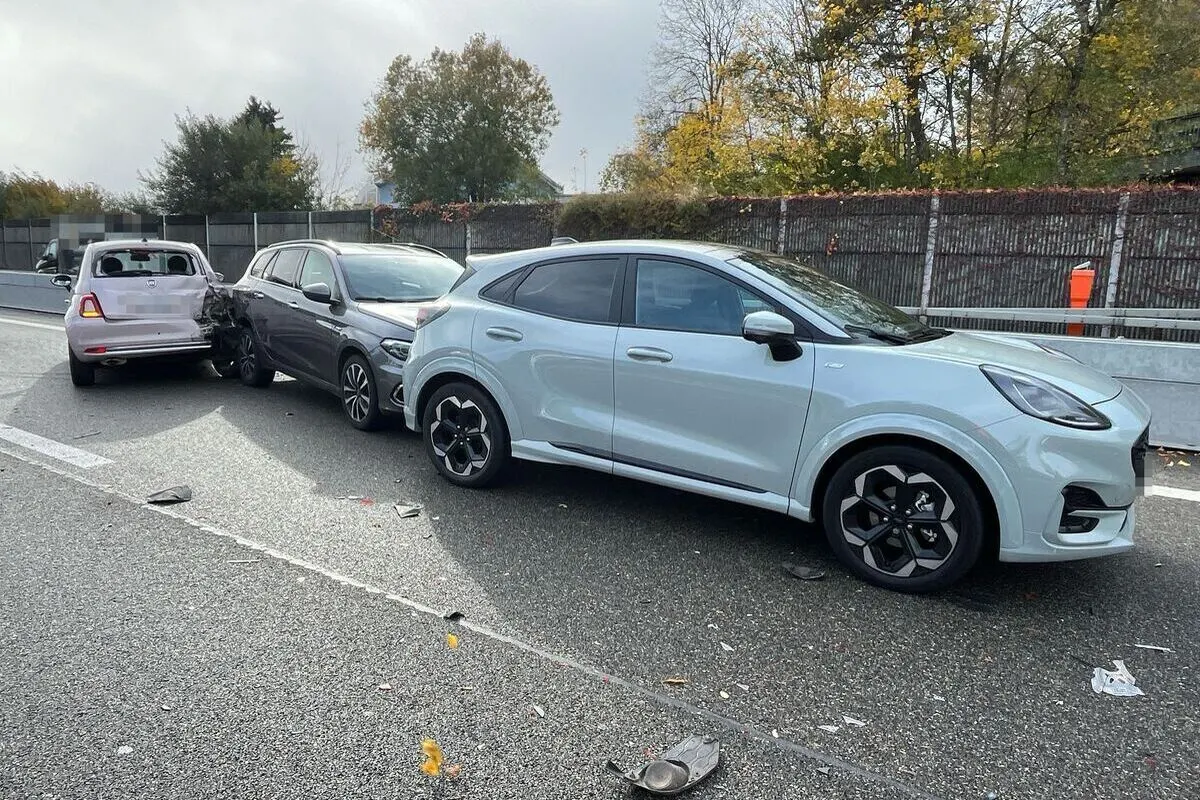 Subingen SO – Auffahrunfall mit fünf Fahrzeugen auf der A1