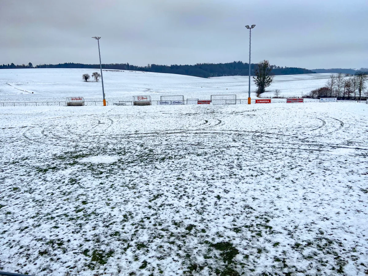 Kanton Freiburg – Drei Fussballplätze verwüstet
