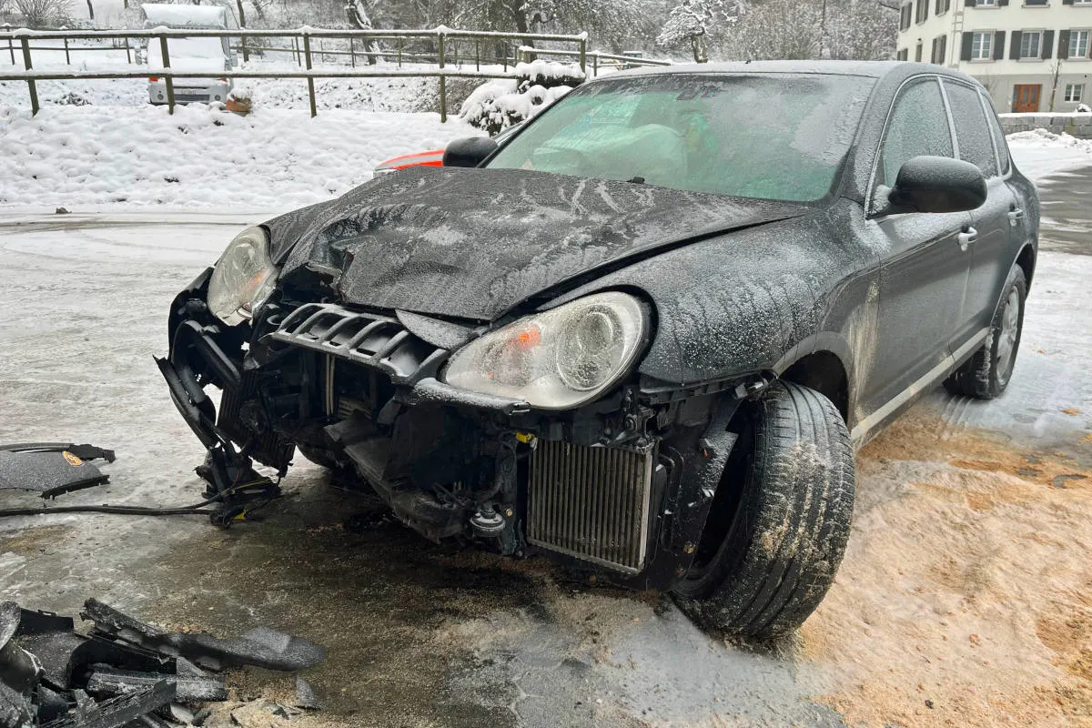 Kanton Luzern – Über ein Dutzend Verkehrsunfälle am Dienstag – eine Person verstorben