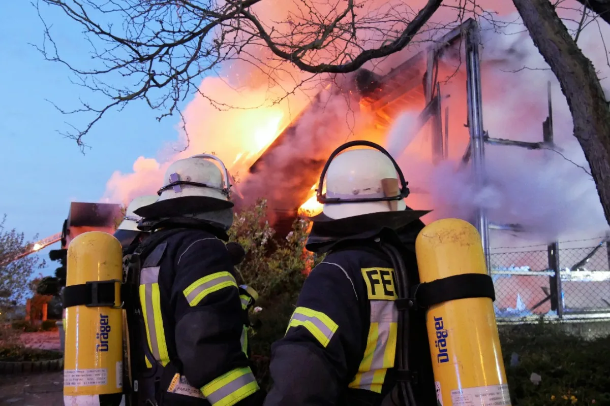 Celle - Gartencenter in Celle in Vollbrand!