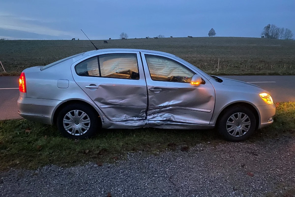 Uster - Verkehrsunfall zwischen zwei Fahrzeugen