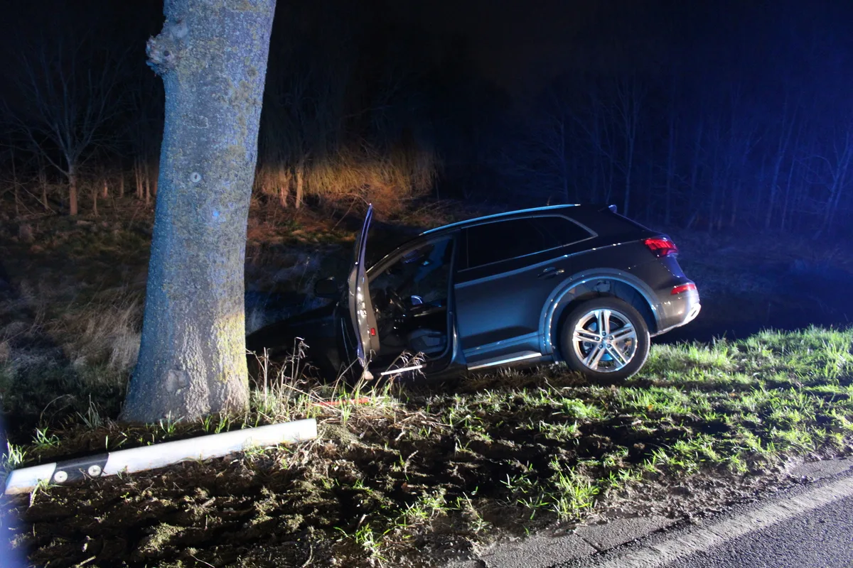 Linnich NW - Autofahrer (87) betrunken verunfallt 