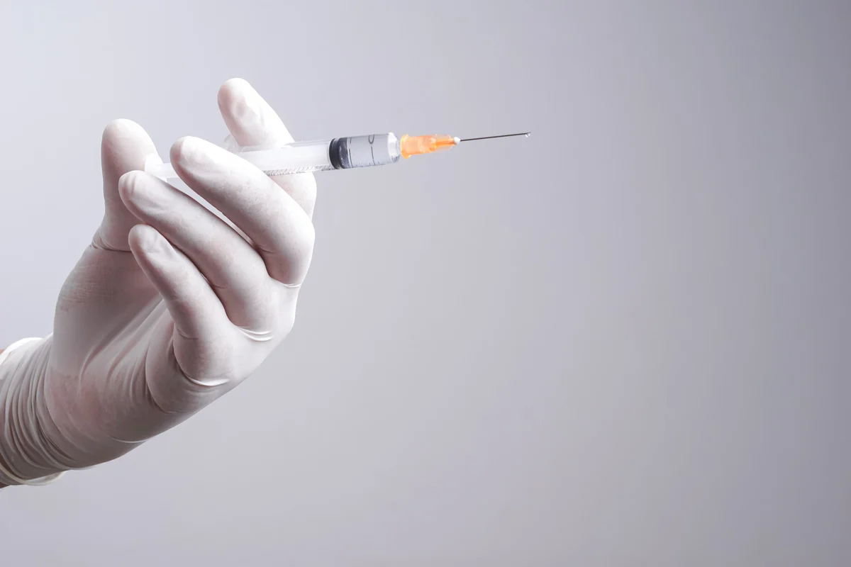 Zürich – Zwei Festnahmen nach illegalen Botox-Behandlungen