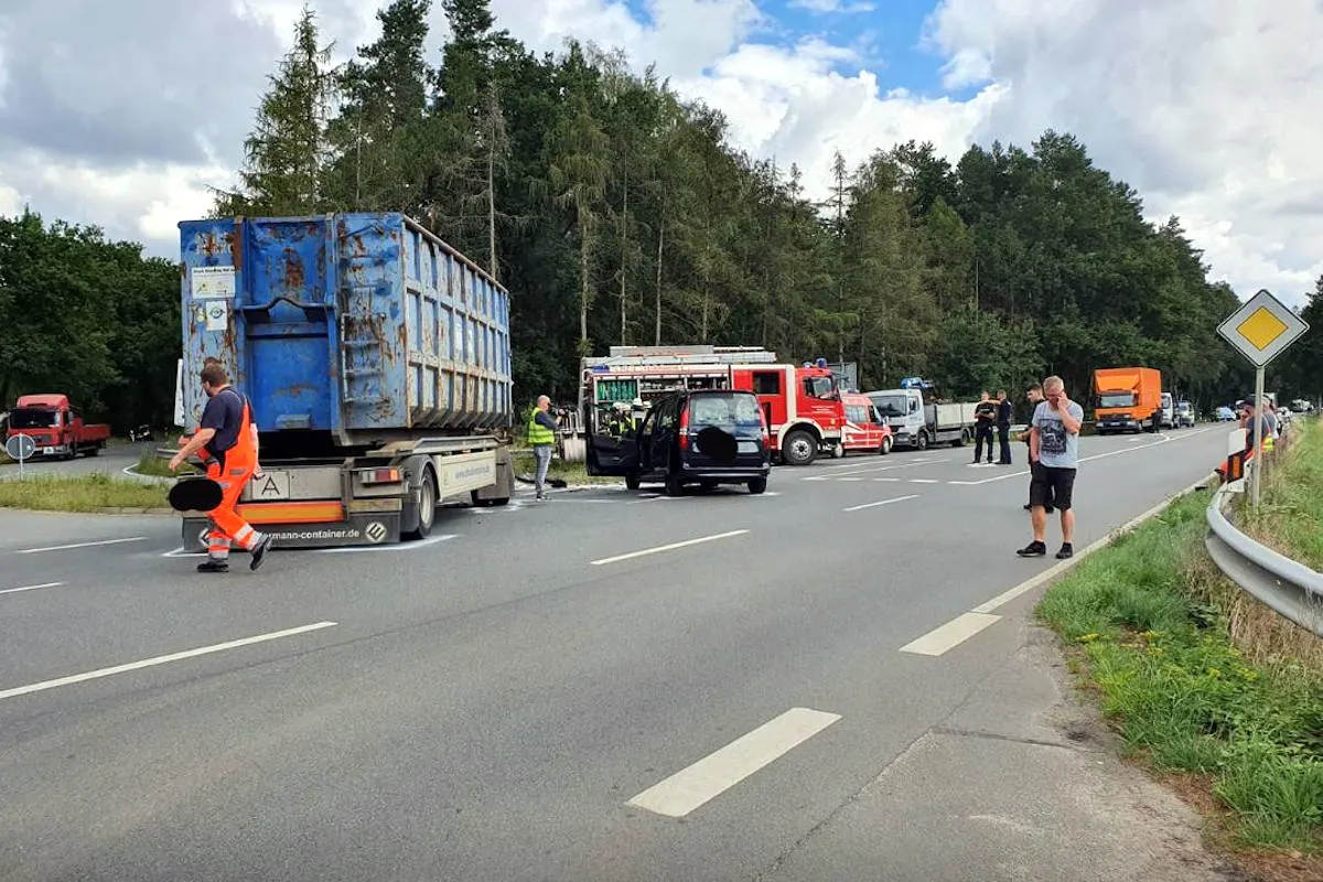 Hambühren Schönhop - Unfall fordert drei Verletzte