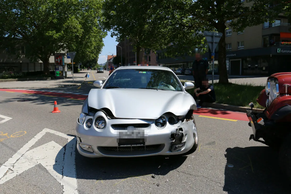 St. Gallen SG - Zwei Autos zusammengestossen