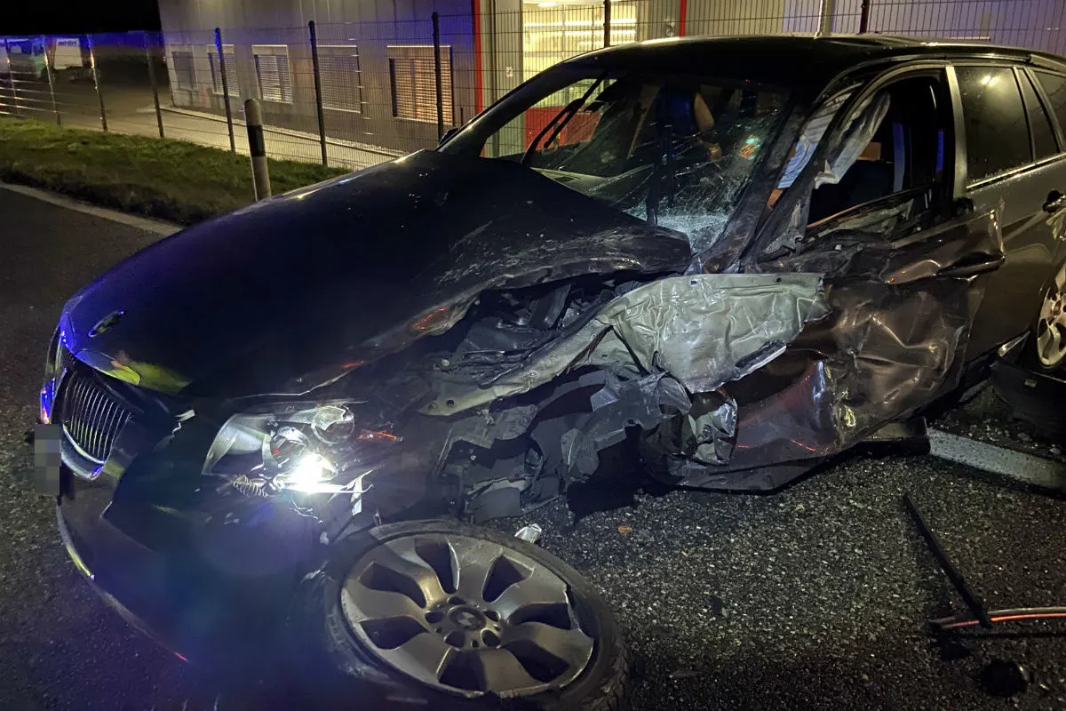 Rothrist AG - Heftige Frontalkollision zwischen Auto und Lastwagen - zwei Verletzte!