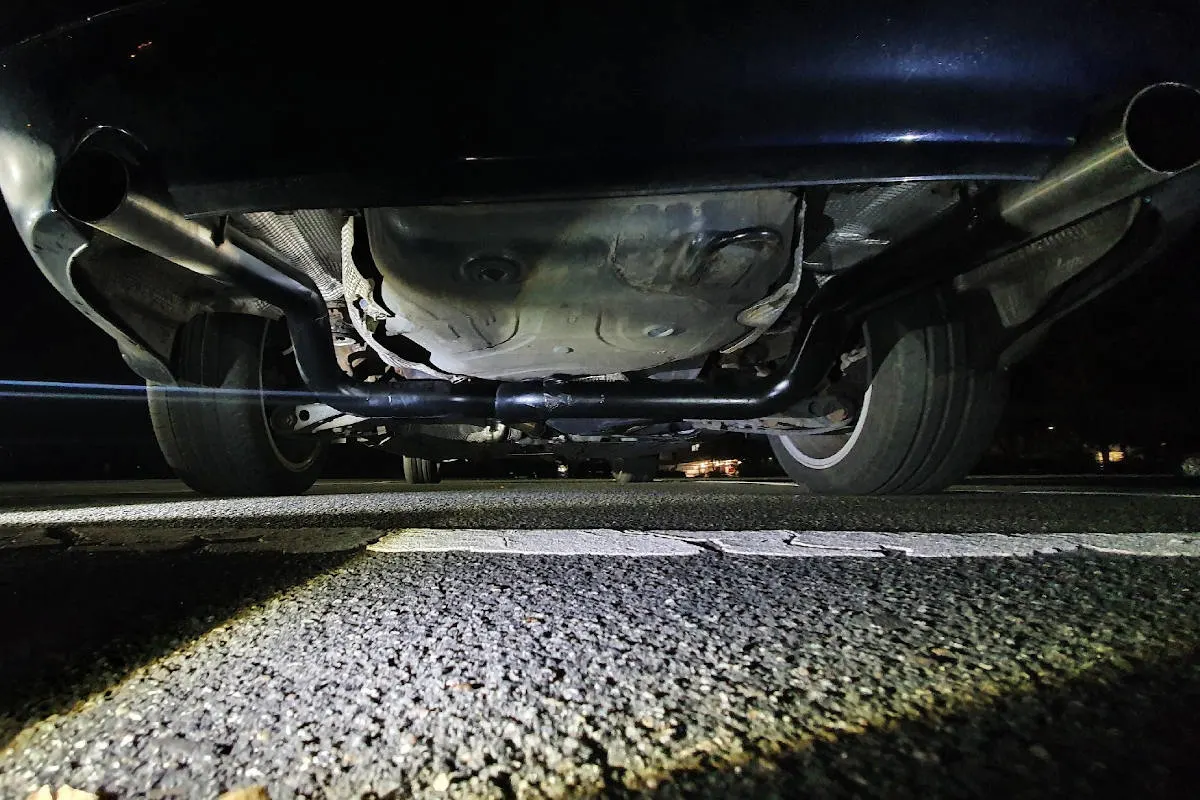 Hannover – Polizei zieht Audi A 4 aufgrund erheblicher baulicher Veränderungen aus dem Verkehr