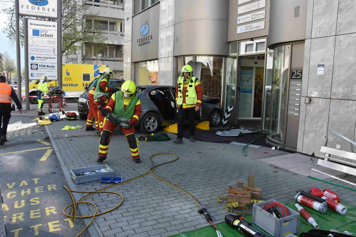 Buchs SG - Seniorin verliert Kontrolle über das Auto