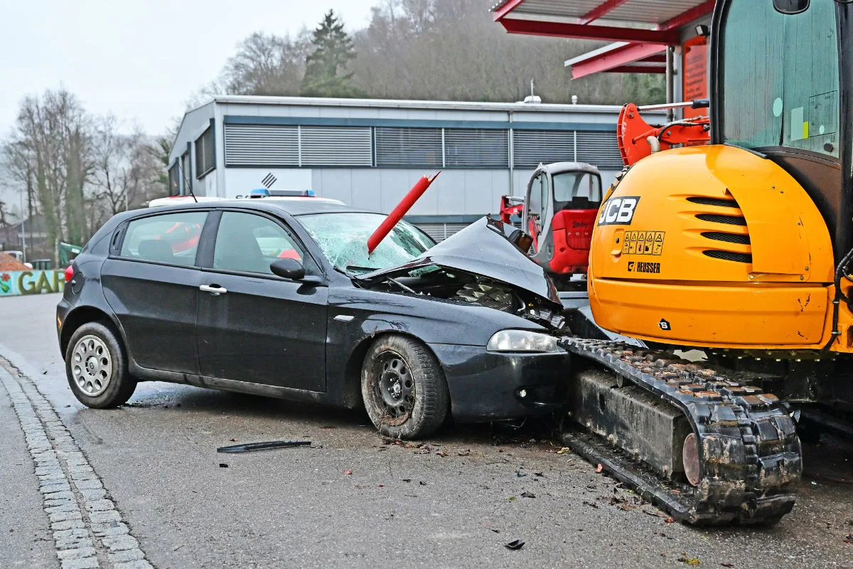 Stadt Schaffhausen - Suchaktion nach Alleinunfall - 23-Jähriger wurde ermittelt
