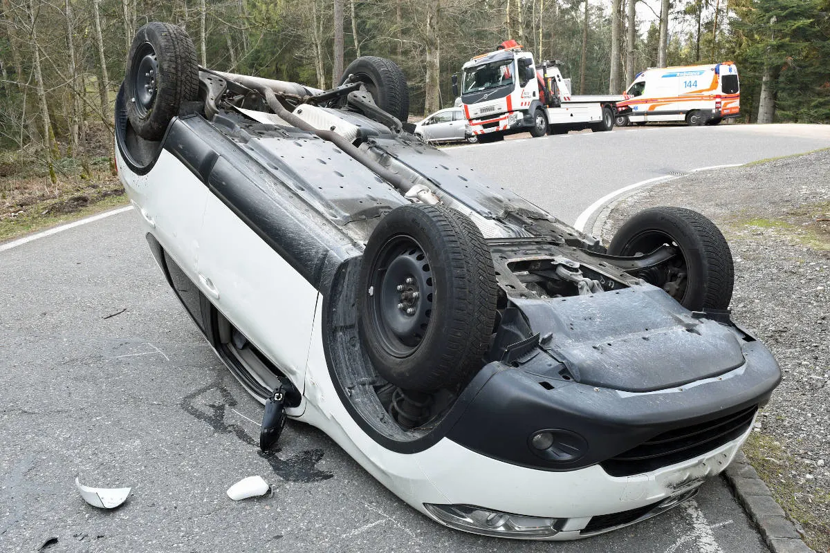 Kriens – Selbstunfall mit Personenwagen – eine Person verletzt