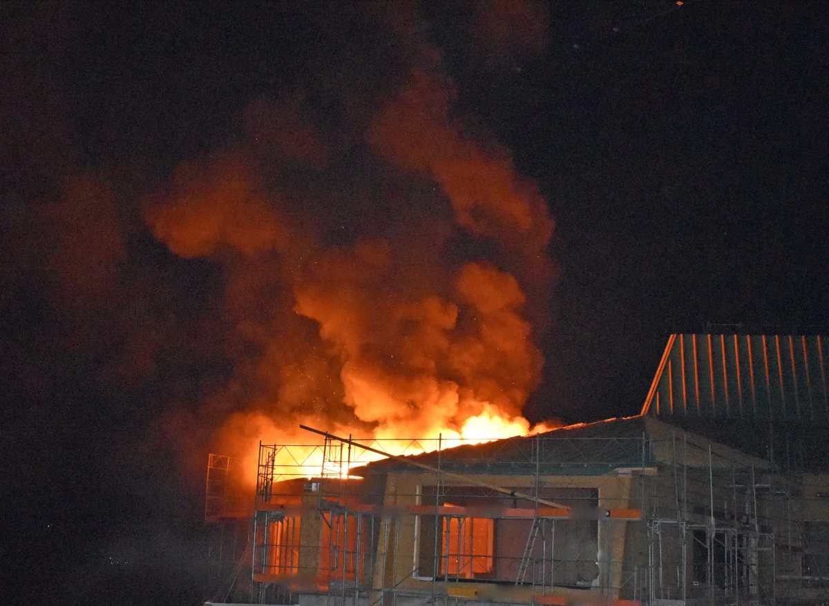 Brand in Neubau des Golfclubs in Hildisrieden - Feuer schnell gelöscht, niemand verletzt
