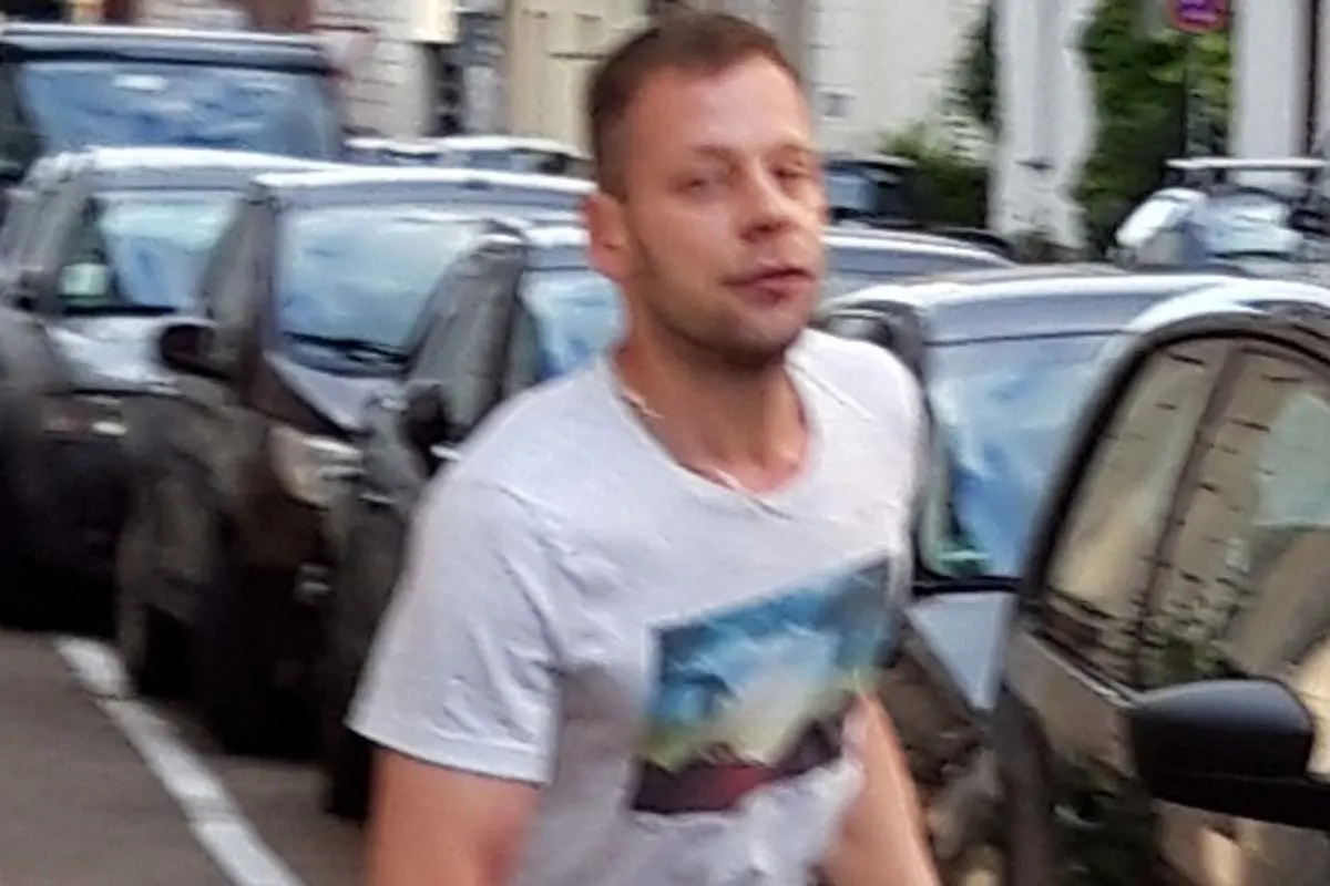 Streit in Bielefeld - Kriminalbeamte fahnden nach einen Schläger
