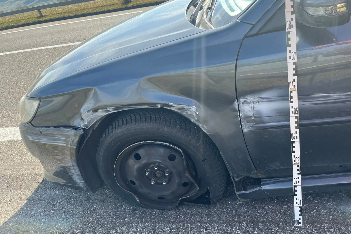 Hüttlingen TG – Sekundenschlaf führt zu Selbstunfall 