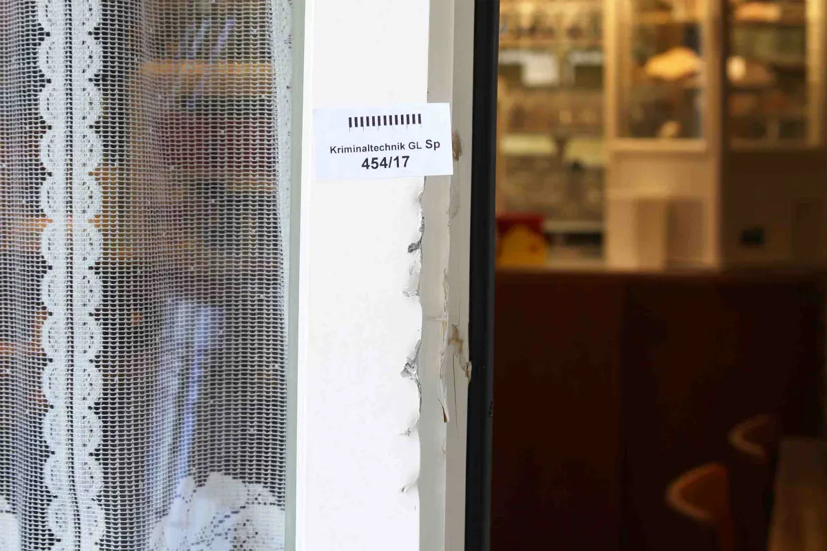 Näfels GL - In Einfamilienhaus eingestiegen - Zeugenaufruf