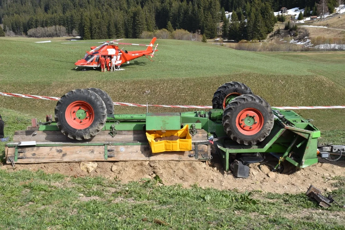Rueras GR -  Eingeklemmter Mann verstorben