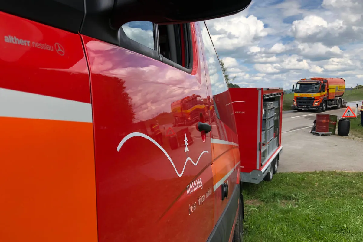 Chemiewehr-Einsatz in Mosnang SG – Chemikalien gelangen in Schacht