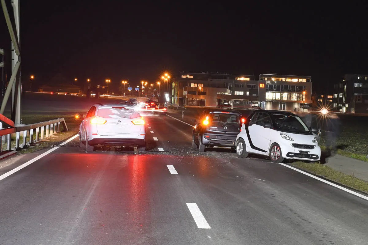 Eschenbach LU - Auffahrkollision zwischen drei Autos
