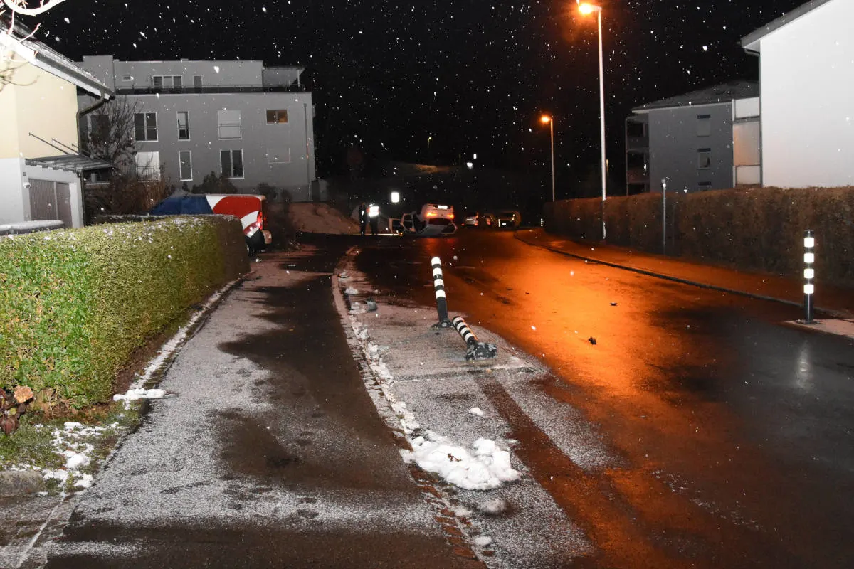 Unfall Gossau SG – Auto überschlägt sich