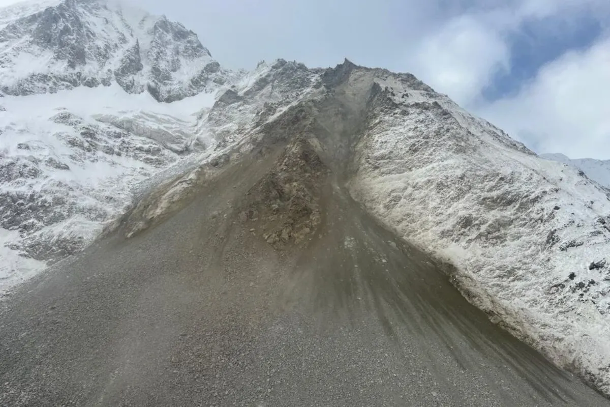 Blatten VS – Gletscherabbruch im Lötschental - Massive Zerstörung - Gefahr durch aufgestauten See