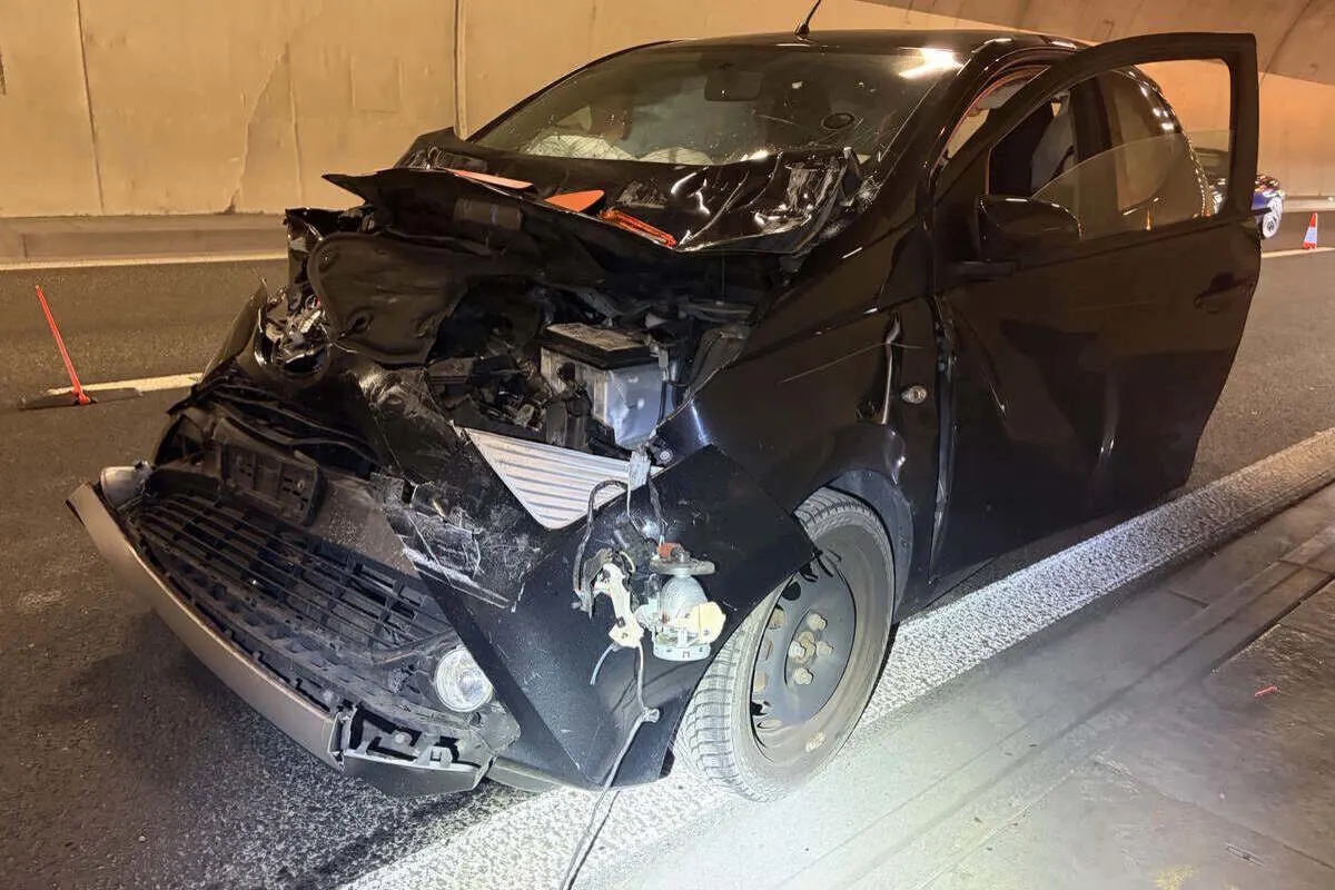 Uznach SG – Unfall im Uznabergtunnel 